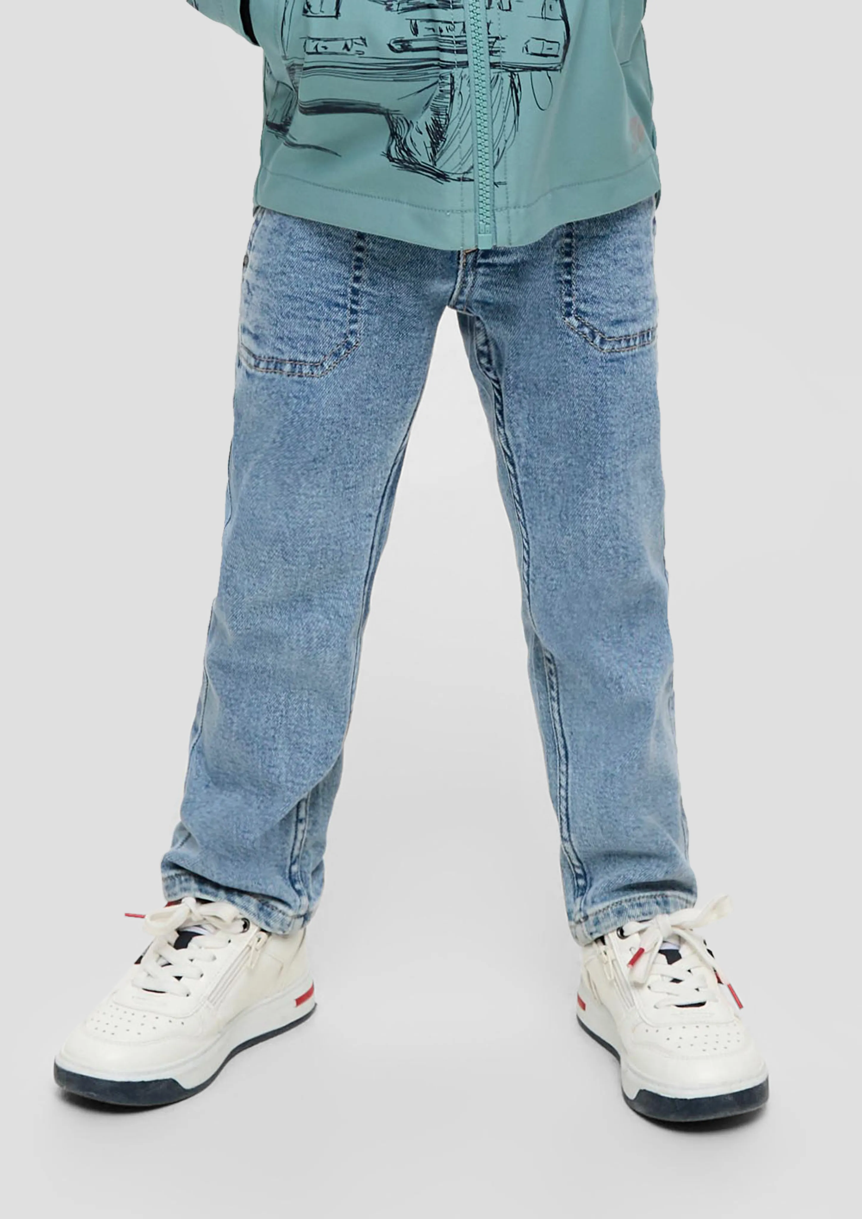 Jean Pelle / Regular Fit / taille mi-haute / Straight Leg